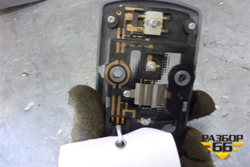 Плафон салонный центральный (928002D000) для Hyundai Elantra 3 (XD) с 2000-2010г (Элантра)