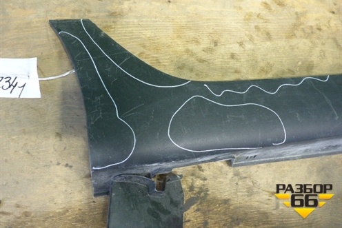 Накладка на порог наружная правая (877522S000) для Hyundai ix 35 с 2010г (Ай икс 35)