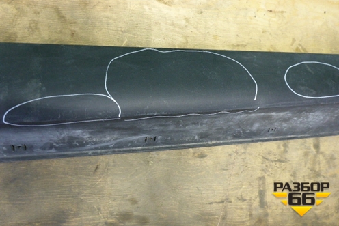 Накладка на порог наружная правая (877522S000) для Hyundai ix 35 с 2010г (Ай икс 35)