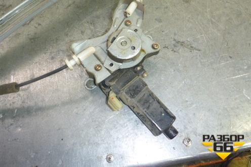 Стеклоподъёмник электрический задний левый для Hyundai Sonata-5 с 2001г (Соната)