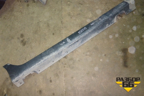 Накладка на порог наружная правая (877522S000) для Hyundai ix 35 с 2010г (Ай икс 35)