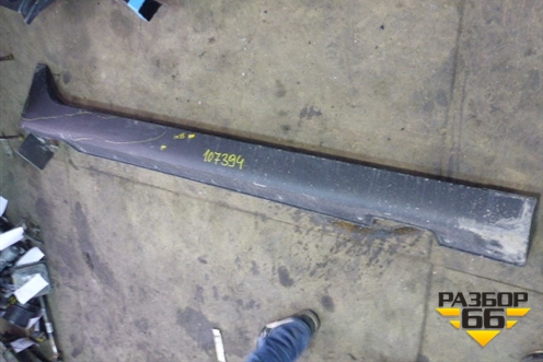 Накладка на порог наружная правая (877522S000) для Hyundai ix 35 с 2010г (Ай икс 35)