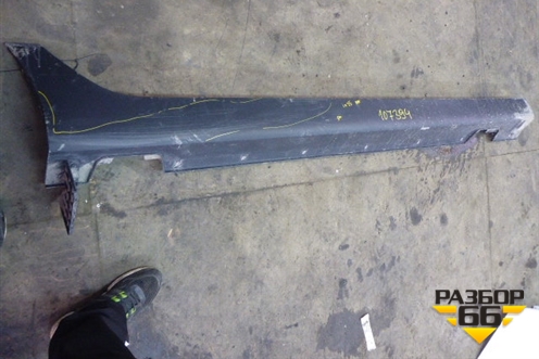 Накладка на порог наружная правая (877522S000) для Hyundai ix 35 с 2010г (Ай икс 35)