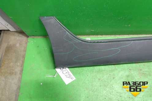 Накладка на порог наружная правая (877542S000) для Hyundai ix 35 с 2010г (Ай икс 35)