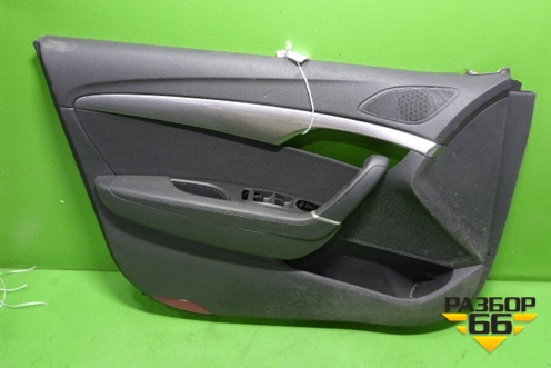 Обшивка двери передней левой под электрику (823033ZKR1) для Hyundai i40 с 2011г (Ай40)