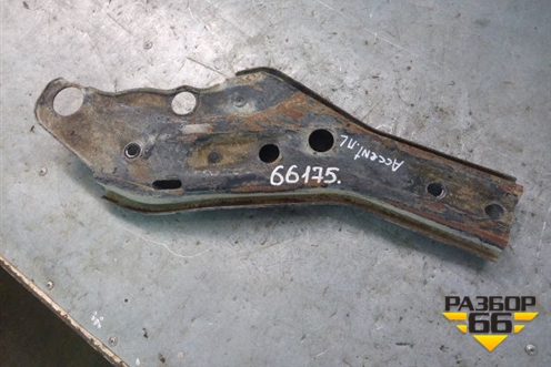 Кронштейн подрамника левый (6248025030) для Hyundai Aсcent с 2000г (Акцент)