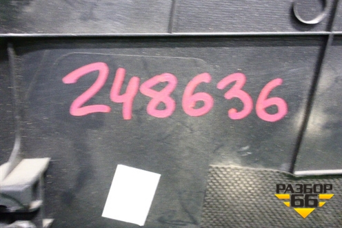 Обшивка стойки центральная нижняя левая (858351R000) для Hyundai Solaris с 2010-2016г (Солярис)