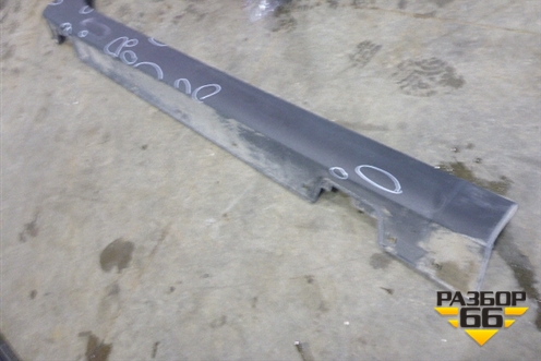 Накладка на порог наружная правая (877522S000) для Hyundai ix 35 с 2010г (Ай икс 35)