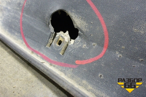 Накладка на порог наружная правая (877522S000) для Hyundai ix 35 с 2010г (Ай икс 35)