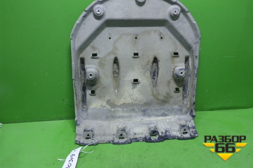 Пыльник заднего бампера центральный (5841533010) для Toyota Camry V50 с 2011-2018г (Камри)