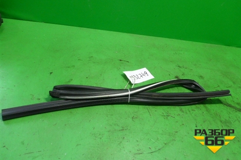 Уплотнитель стекла двери задней правой для Mitsubishi Lancer-X с 2007г (Лансер)