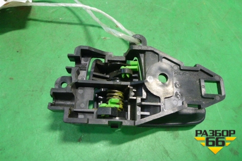 Ручка внутренняя двери передней правой (5716A180XA) для Mitsubishi Lancer-X с 2007г (Лансер)