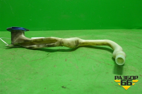 Горловина бачка омывателя лобового стекла (7L5955463B) для Volkswagen Touareg c 2002-2010г (Туарег)