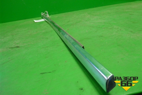 Накладка стекла заднего левого для Volkswagen Touareg c 2002-2010г (Туарег)