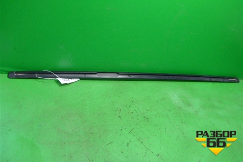 Молдинг крыши правый (над дверями) (7L6860184F) для Volkswagen Touareg c 2002-2010г (Туарег)