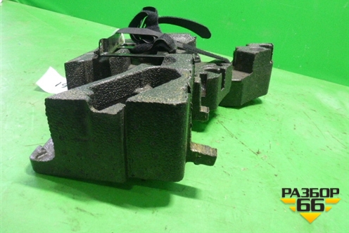 Ящик инструментальный в багажник (7L0012112) для Volkswagen Touareg c 2002-2010г (Туарег)