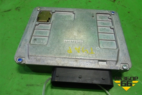 Блок управления раздаточной коробкой (0AD927755K) для Volkswagen Touareg c 2002-2010г (Туарег)