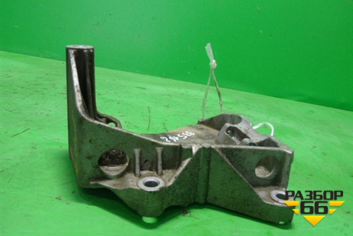 Кронштейн генератора (2.5л BAC) (070903143C) для Volkswagen Touareg c 2002-2010г (Туарег)