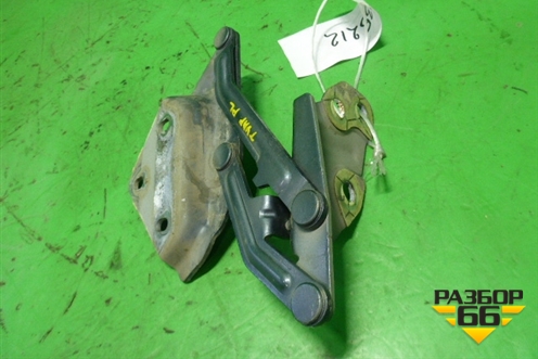 Петля капота левая (7L6823301) для Volkswagen Touareg c 2002-2010г (Туарег)