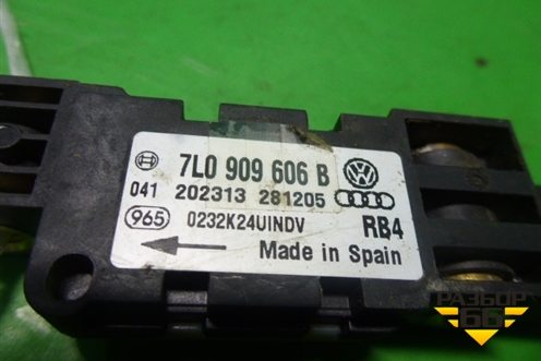 Датчик AIR BAG (7L0909606B) для Volkswagen Touareg c 2002-2010г (Туарег)