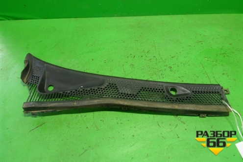 Решетка стеклоочистителей правая (правый руль) (1M51A02216BB) для Ford Focus 1 с 1998-2004г (Фокус)