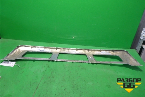 Накладка переднего бампера нижняя (хром) (A1668852825) для Mercedes Benz GL-Klass X166 с 2012г (ГЛ)