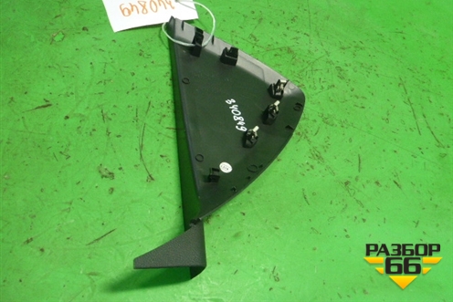 Накладка на торпедо (боковая правая) (BM51A044C60ABW) для Ford Focus 3 с 2011г (Фокус)