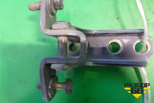 Петля двери задней правой нижняя (MR302270) для Mitsubishi Lancer-9  с 2003-2008г (Лансер)