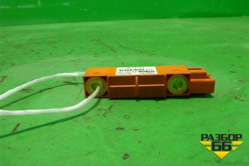 Датчик AIR BAG (передний правый) (8651754) для Volvo XC90 с 2002-2015г (ХС90)