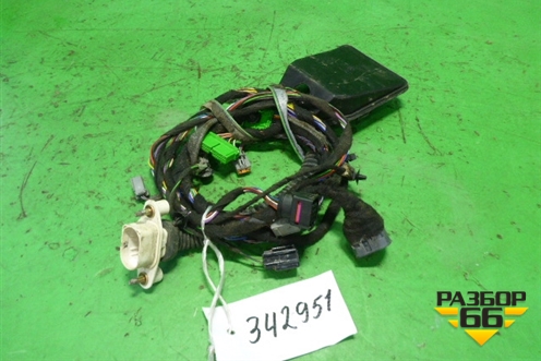 Проводка двери передней левой для Volvo XC90 с 2002-2015г (ХС90)