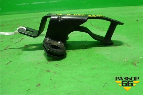 Замок багажника (нижний ответная часть) (30636912) для Volvo XC90 с 2002-2015г (ХС90)