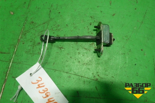 Ограничитель двери передней правой для Hyundai ix 35 с 2010г (Ай икс 35)