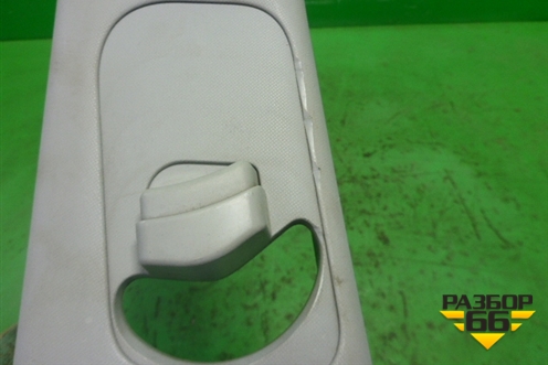 Обшивка стойки центральная верхняя правая (858412Y100) для Hyundai ix 35 с 2010г (Ай икс 35)