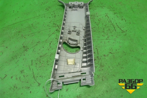 Обшивка стойки центральная верхняя правая (858412Y100) для Hyundai ix 35 с 2010г (Ай икс 35)