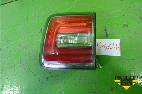Фонарь задний внутренний правый (после 2014г) для Nissan Patrol (Y62) с 2010г (Патрол)