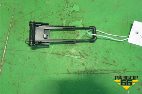 Ограничитель двери задней правой (новый) (9017600528) для Mercedes Benz Sprinter W901-905 с 1995-2006г (Спринтер)