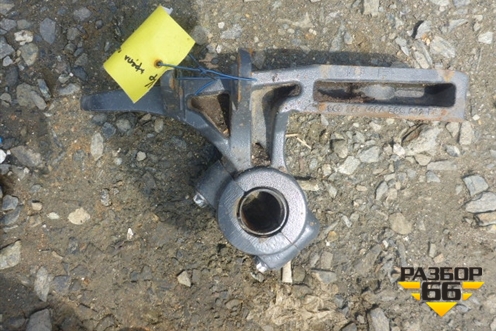 Кронштейн переднего стабилизатора  (левый) (A9413230521) для Mercedes Benz TRUCK Axor 2 с 2004г (Аксор)