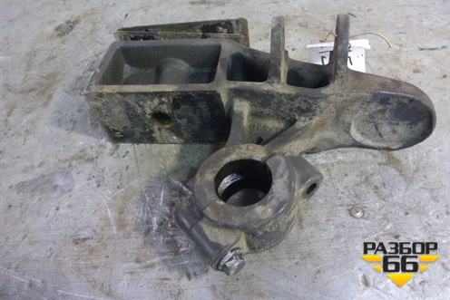 Кронштейн переднего стабилизатора  (левый) (9433234784) для Mercedes Benz TRUCK Axor 2 с 2004г (Аксор)