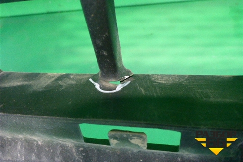 Решетка в передний бампер центральная (после 2012г) (A2048856823) для Mercedes Benz GLK-Klass X204 с 2008г (ГЛК)