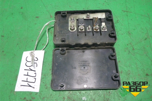 Блок предохранителей (на раму под силовые провода) (21026666) для Volvo TRUCK FM с 2001-2013г (ФМ)