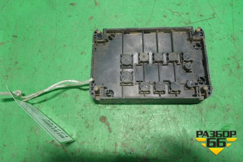 Блок предохранителей (на раму под силовые провода) (21026666) для Volvo TRUCK FM с 2001-2013г (ФМ)