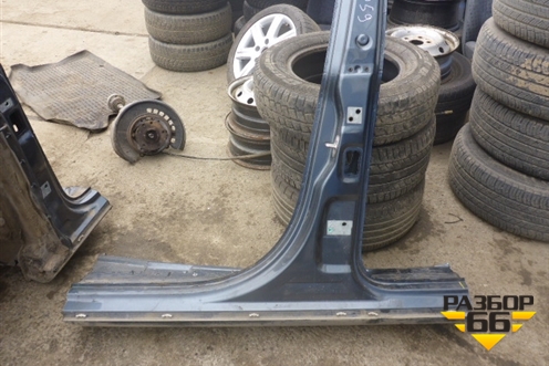 Порог со стойкой левый для Volkswagen Touareg c 2002-2010г (Туарег)