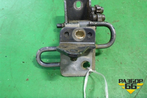 Петля двери задней правой нижняя (7L0833412DE) для Volkswagen Touareg c 2002-2010г (Туарег)