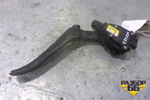 Педаль газа электронная для Volkswagen Touareg c 2002-2010г (Туарег)