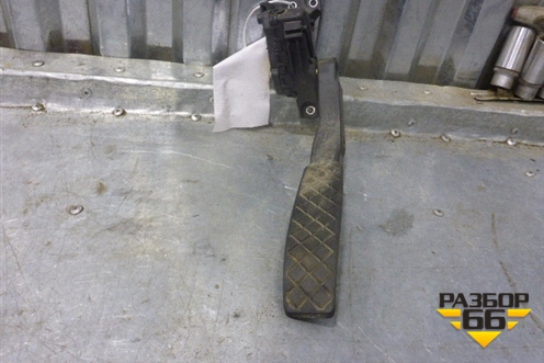 Педаль газа электронная для Volkswagen Touareg c 2002-2010г (Туарег)