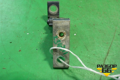 Петля двери передней правой верхняя (7L0831402A) для Volkswagen Touareg c 2002-2010г (Туарег)