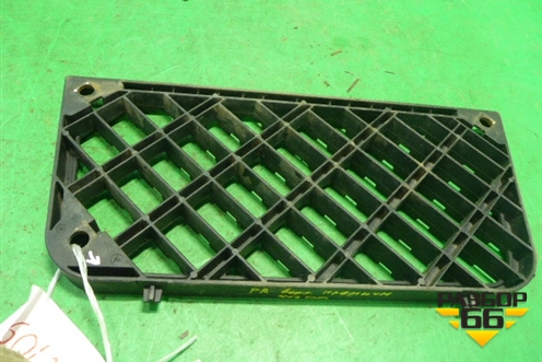 Подножка ступенька (Правая верхняя) (5010544030) для Renault TRUCK Premium 2 с 2005-2013г (Премиум 2)