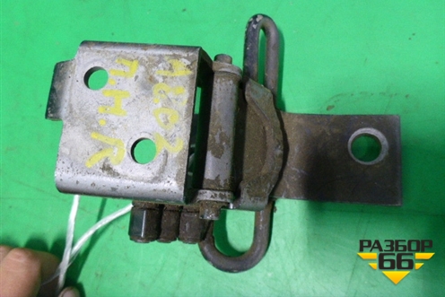 Петля двери передней правой нижняя для Audi A8 с 1998-2003г (А8)