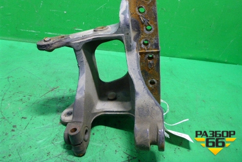 Кронштейн крепления передней рессоры (правый передний) (20467701) для Volvo TRUCK FM с 2001-2013г (ФМ)