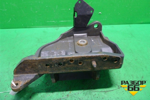 Кронштейн крепления передней рессоры (Левый передний) (5010615128) для Renault TRUCK Premium 2 с 2005-2013г (Премиум 2)